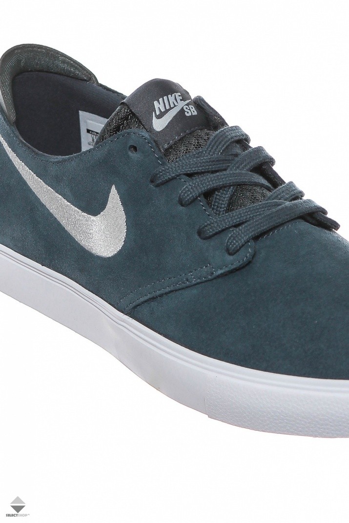 nike zoom oneshot sb
