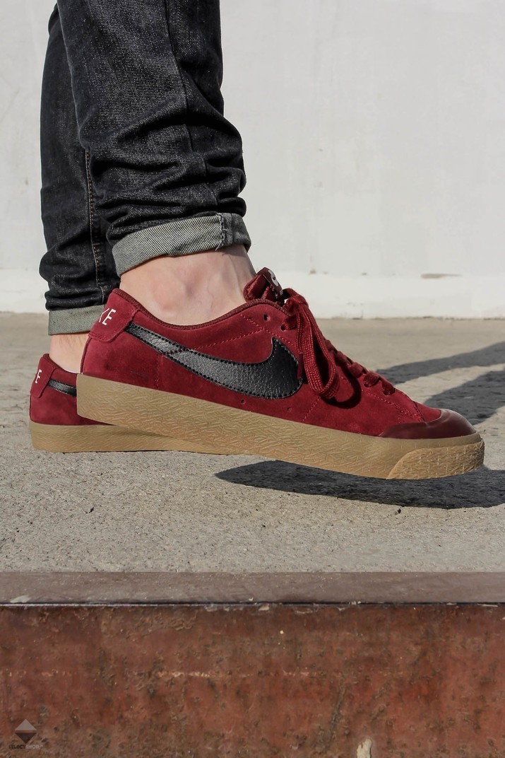 nike sb zoom blazer low xt